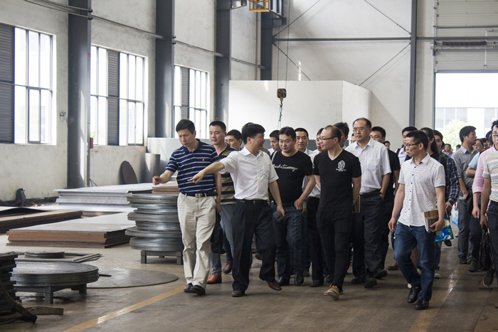 参观d88尊龙z6车间